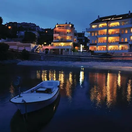 Sea View Sirena Apartmán